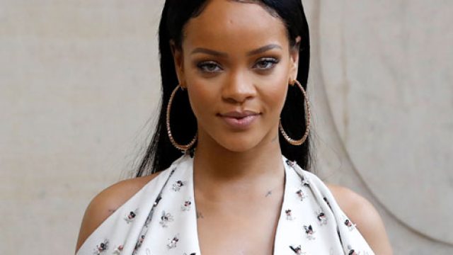 rihanna-fashion-week