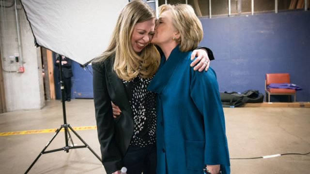 Picture of Chelsea and Hillary Candid
