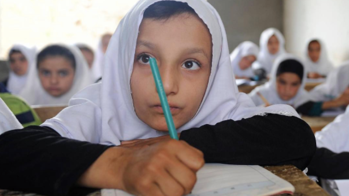 what-you-need-to-know-about-the-life-of-an-average-10-year-old-girl