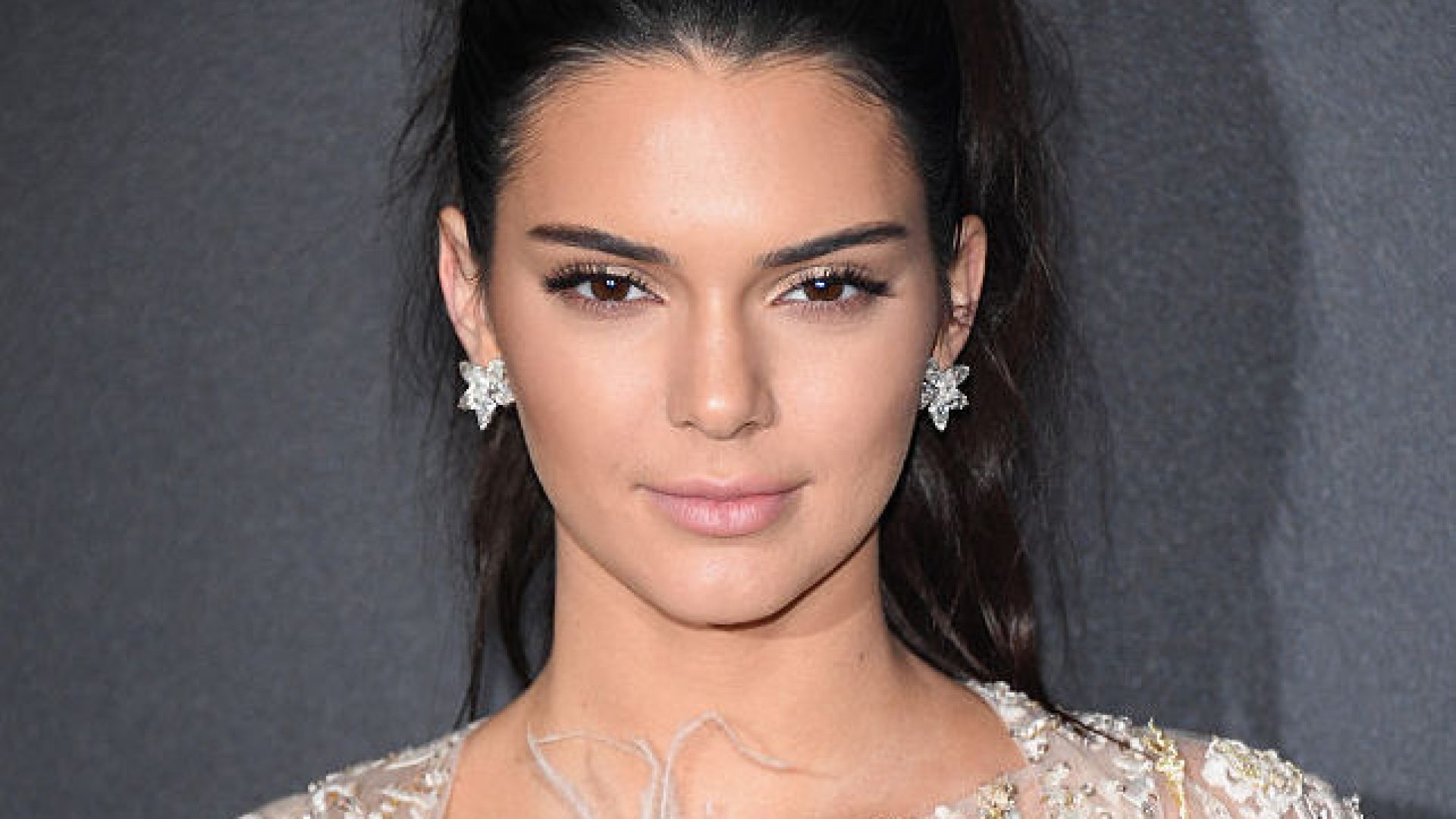 Kendall Jenner's DIY acne mask involves two ingredients you likely have ...