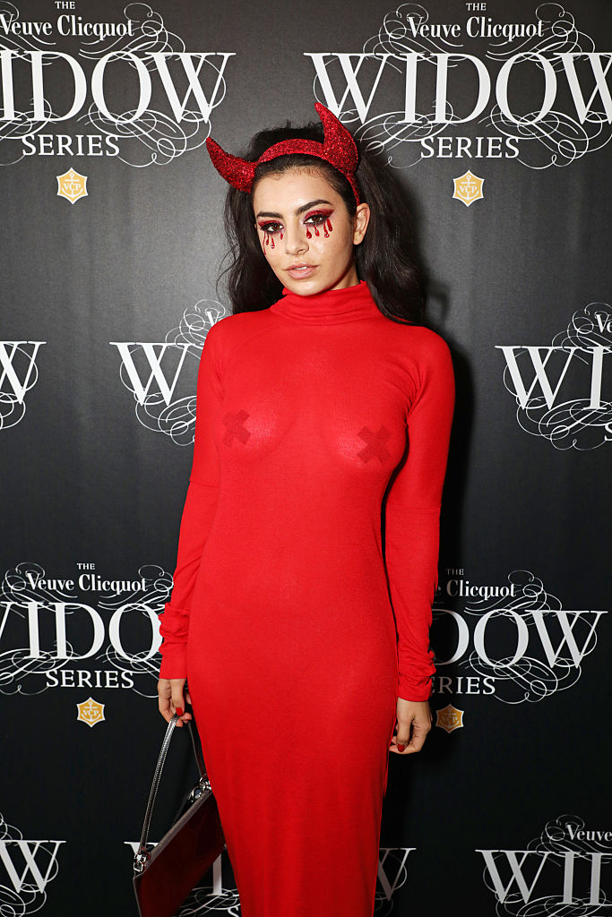 charli-xcx-3.jpg