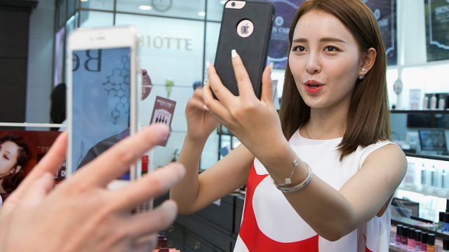 "LABIOTTE" K-Beauty Live Make-Up Show In Seoul