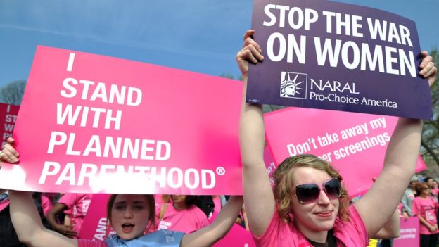 85759028_plannedparenthoodpinksign.jpg