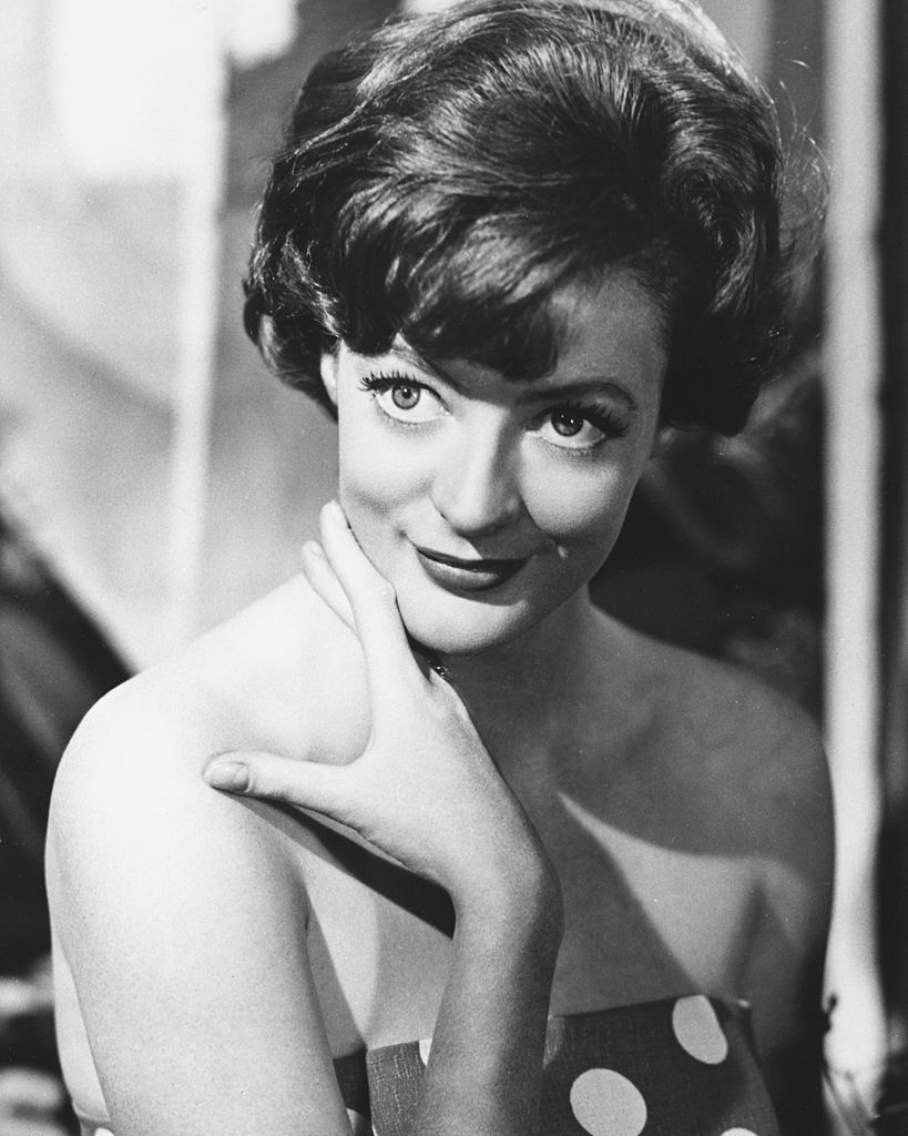 These gorgeous throwback photos of Dame Maggie Smith are a reminder of ...