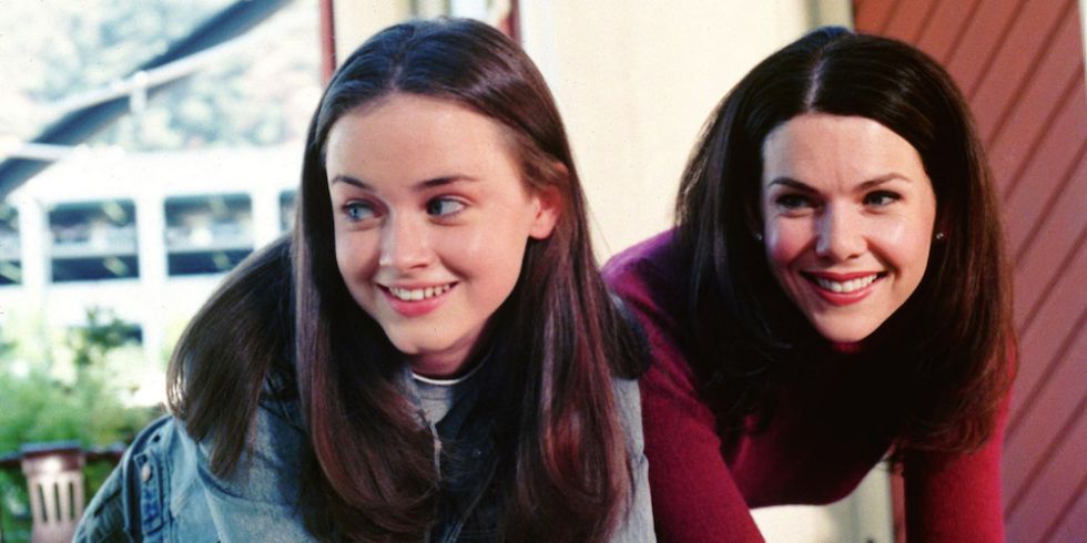 Where to Watch and Stream Gilmore Girls Free Online