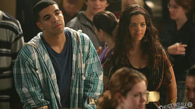 season-7-jimmy-ashley-degrassi-1384197-500-308