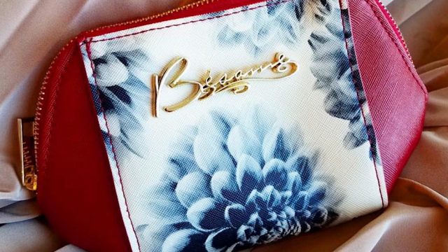 besame-makeup-bag