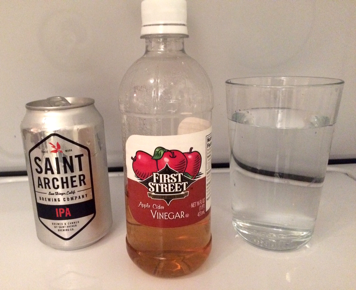 I washed my hair with beer and the results were seriously surprising -  HelloGigglesHelloGiggles
