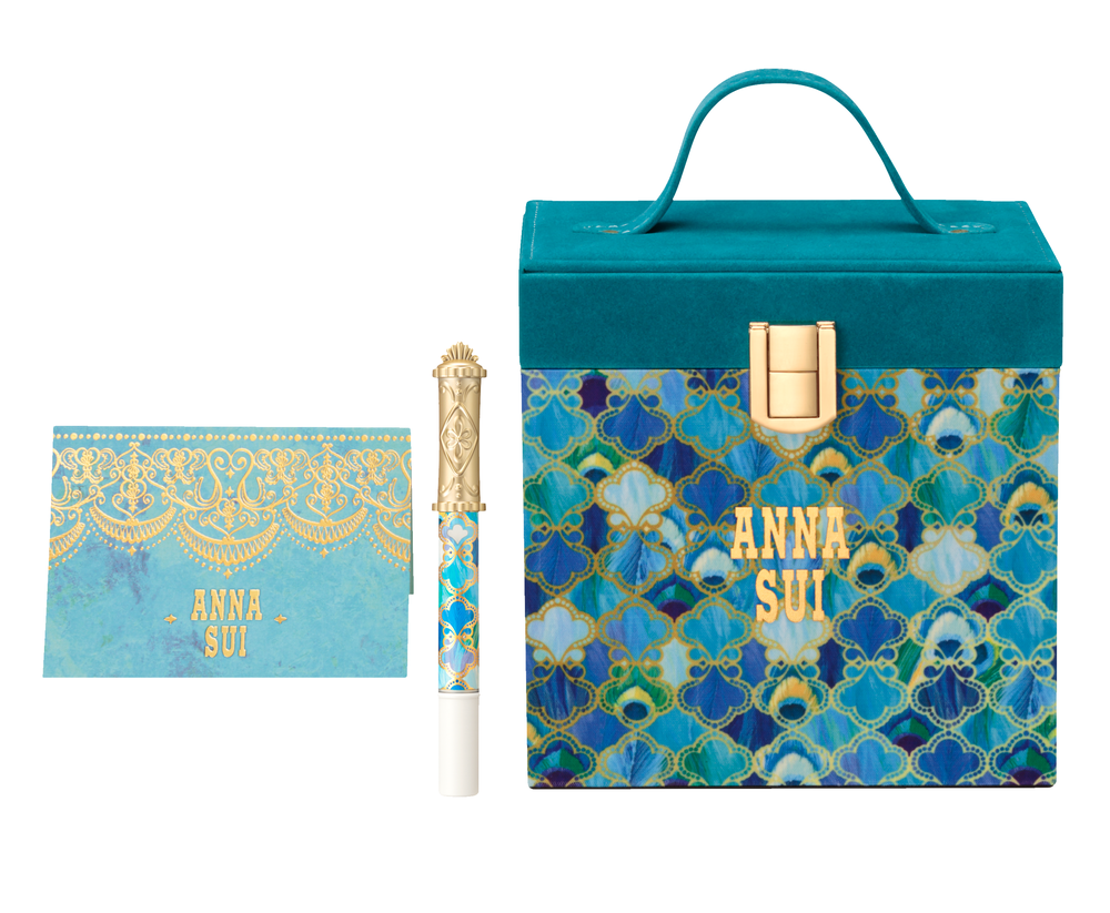 Anna Sui's vintage-inspired holiday makeup collection is pure 