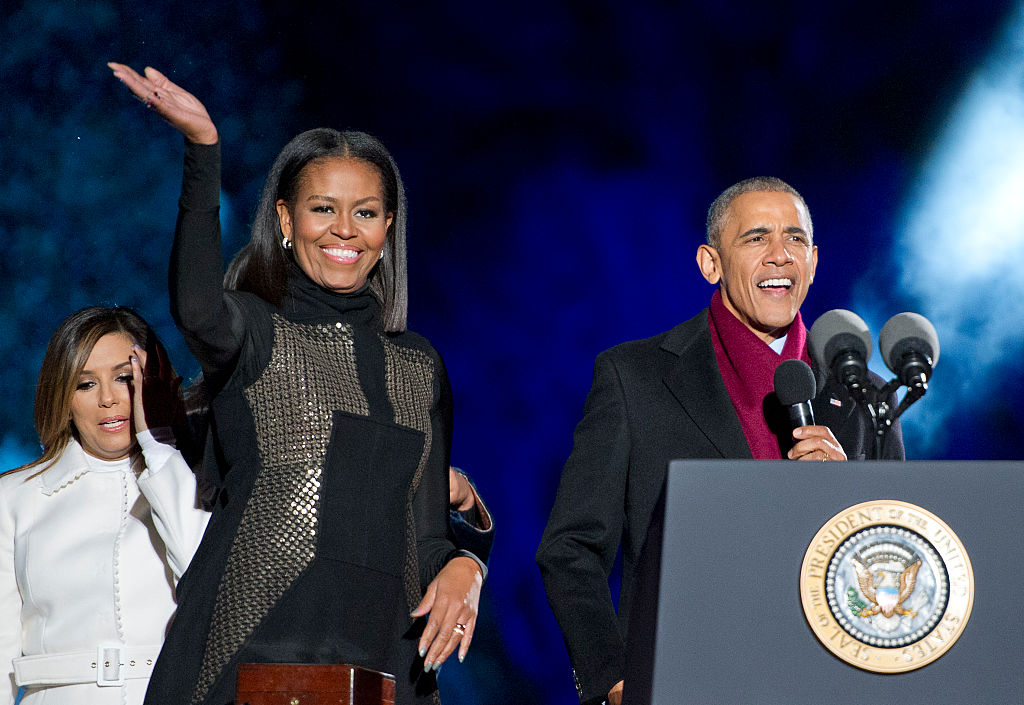 Michelle Obama looked like a shining star at her final Christmas tree ...