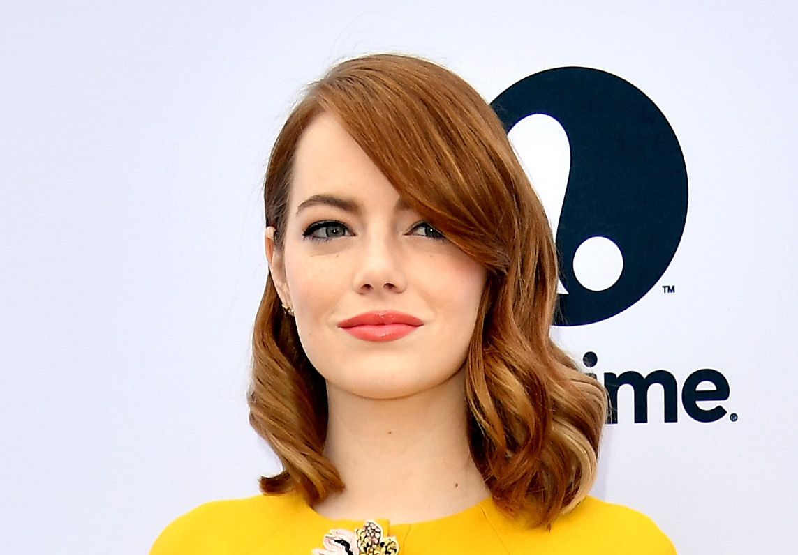 Emma Stone just wore a suit that has us ready to take on the winter season  - HelloGigglesHelloGiggles