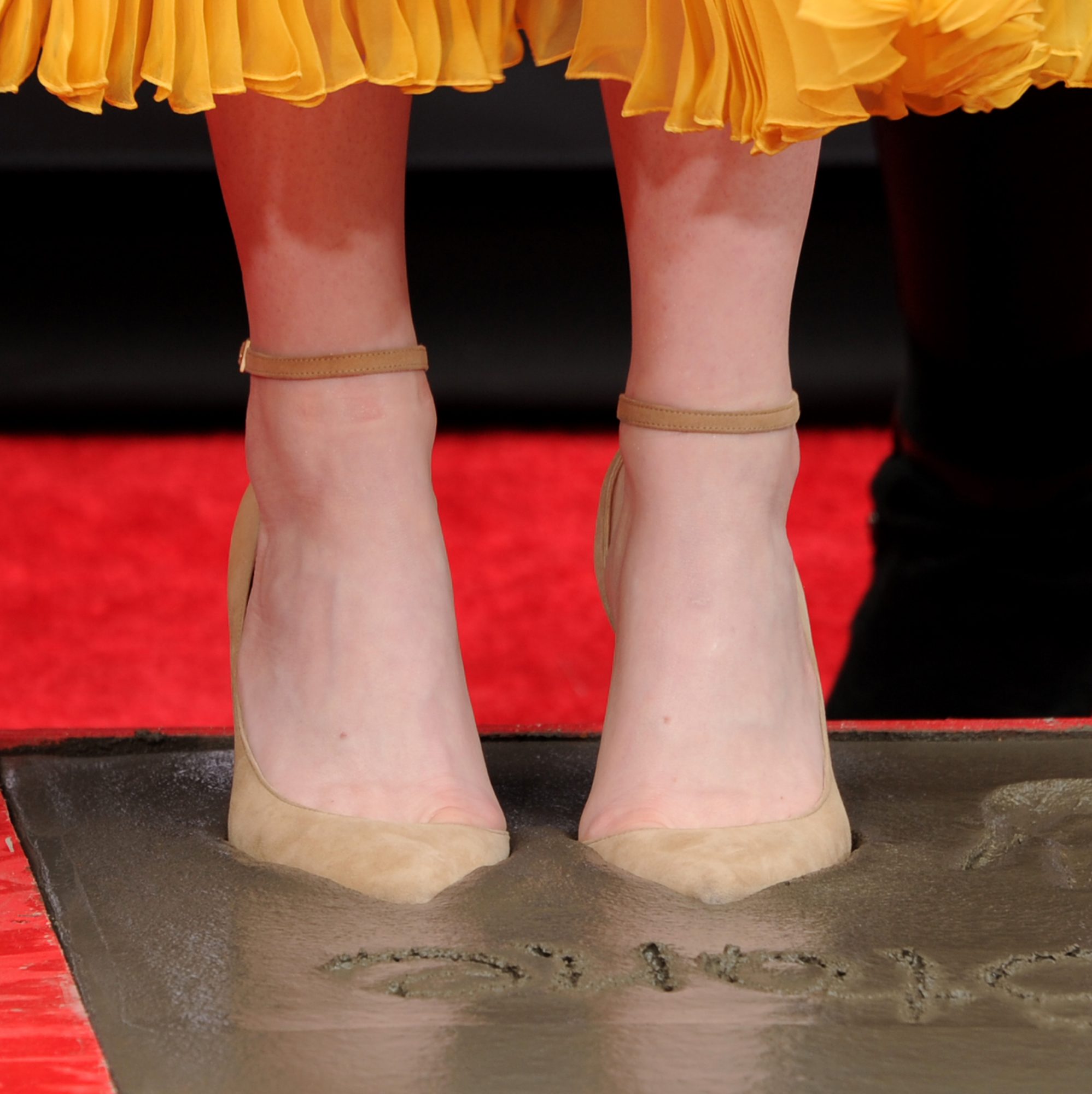 emma stone feet