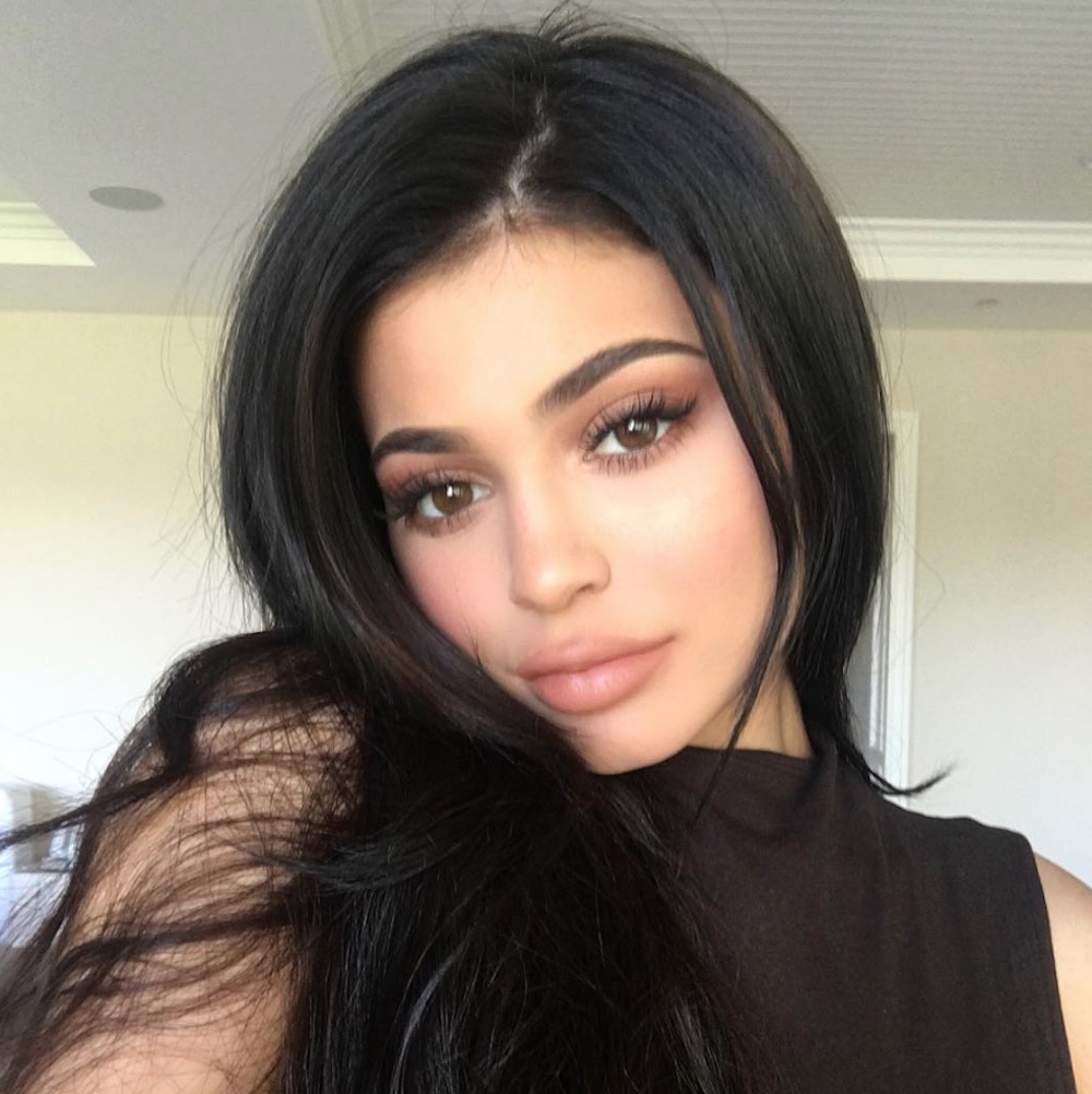 This is the drugstore face mask Kylie Jenner uses to combat winter skin ...