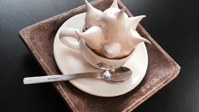 meringue-coffee