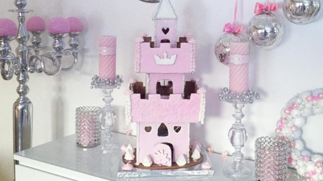 pink-gingerbread