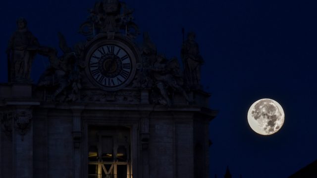 ITALY-SCIENCE-ASTRONOMY-MOON