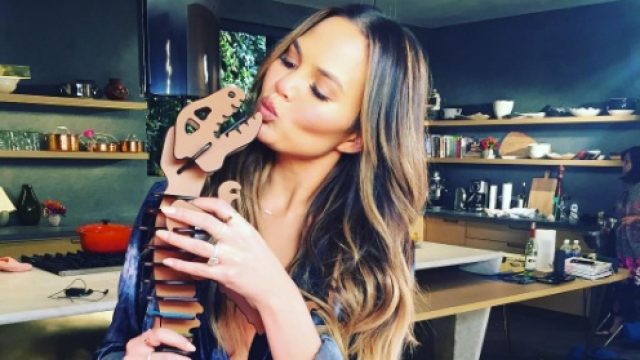 chrissy-teigen