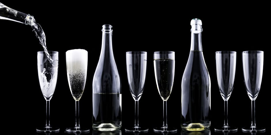 champagner-toasting-new-year-s-eve-drink.jpg