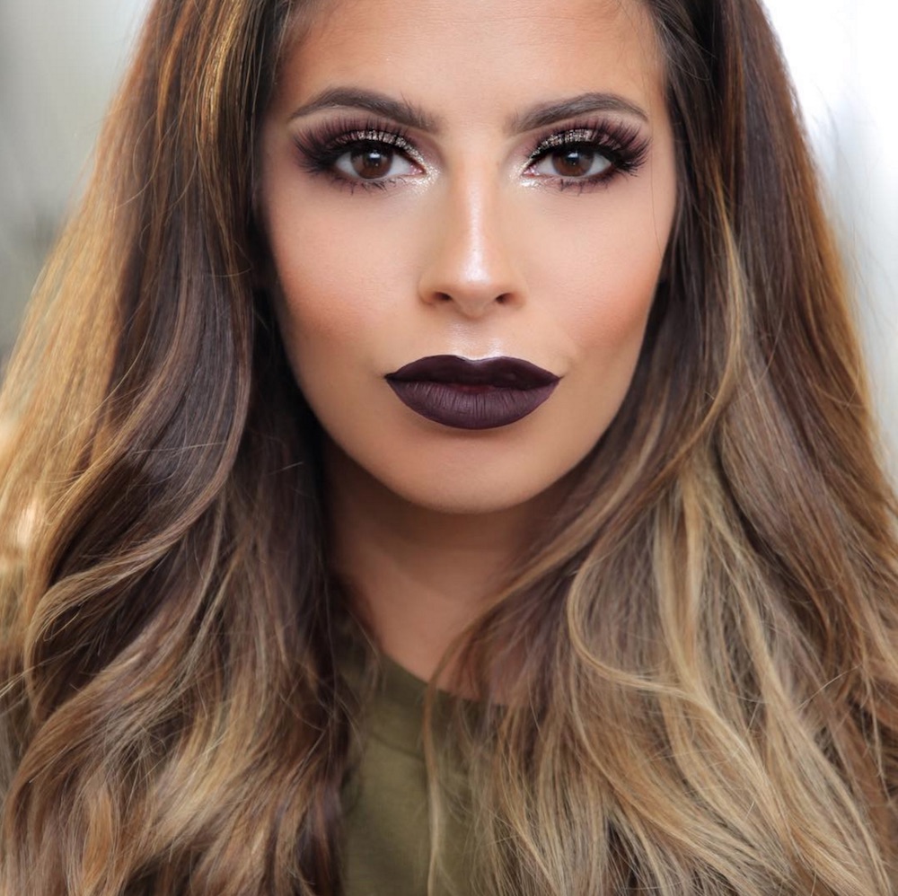 Beauty vlogger Laura Lee talks about failed makeup trends, what makes her  feel confident, and how being an influencer is a 24/7 job -  HelloGigglesHelloGiggles