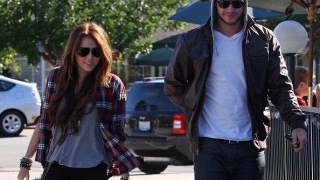 Celebrity Sightings in Los Angeles - January 23, 2010