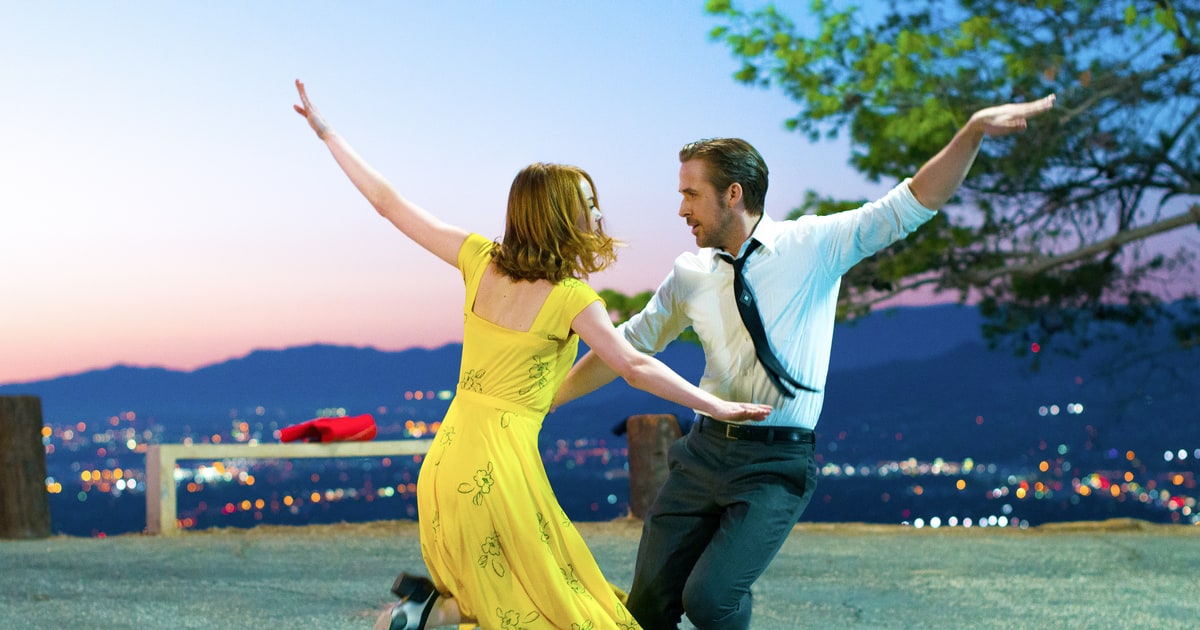 Emma Stone's Yellow Dress in 'La La Land' Was Inspired by One of Her  Best-Ever Red Carpet Looks - Fashionista
