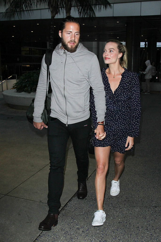 LOS ANGELES, CA - JANUARY 02: Margot Robbie and Tom Ackerley are seen at LAX on January 02, 2017 in Los Angeles, California.  (Photo by starzfly/Bauer-Griffin/GC Images)