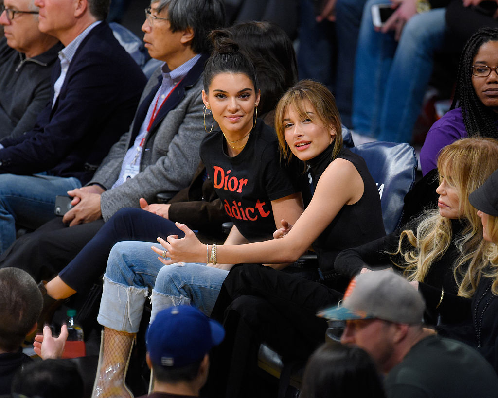 Kendall Jenner and Hailey Baldwin are too damn chic sitting courtside ...