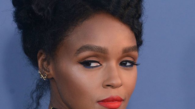 monae