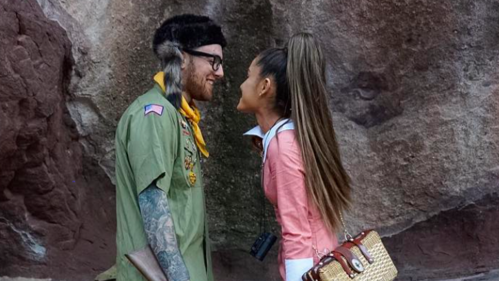 Ariana Grande Returns the $100K Engagement Ring to Pete Davidson - The  Source