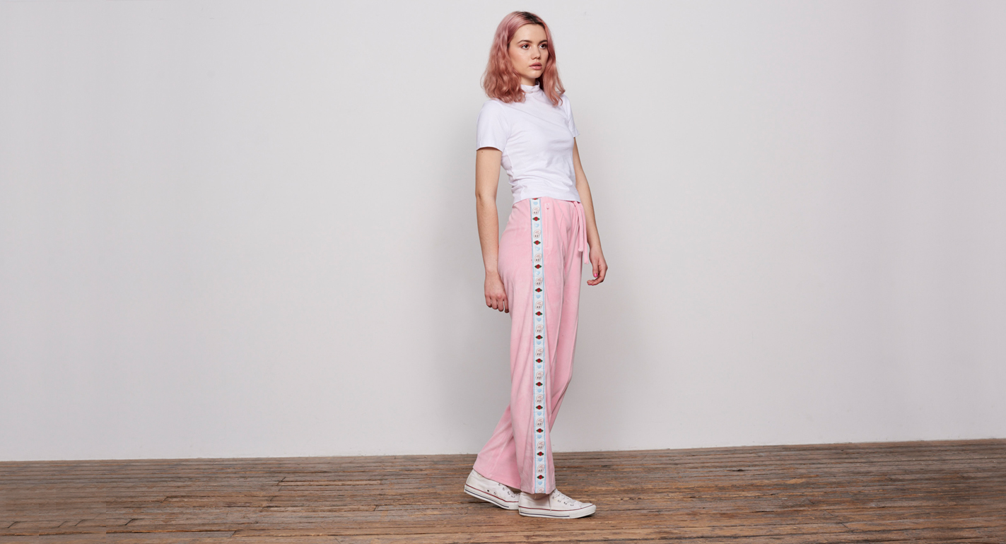 The Juicy Couture velour tracksuit is coming back and we are SO ready -  HelloGigglesHelloGiggles