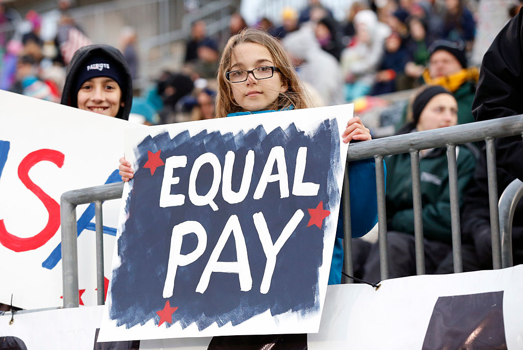 here-are-the-states-with-the-biggest-gender-pay-gaphellogiggles