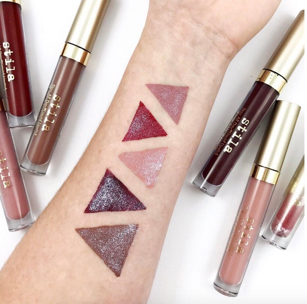Kina Troubled Skab Our lips will be glowing like J.Lo's thanks to Stila's new Glitterati  Galore lip top coat - HelloGigglesHelloGiggles