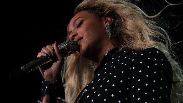 Beyonce performs during Hillary Clinton Campaign