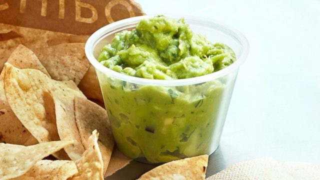 ht_chipotle_guacamole_jc_150504_16x9_992