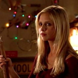 Buffy-Vampire-Slayer-Best-Show.png1