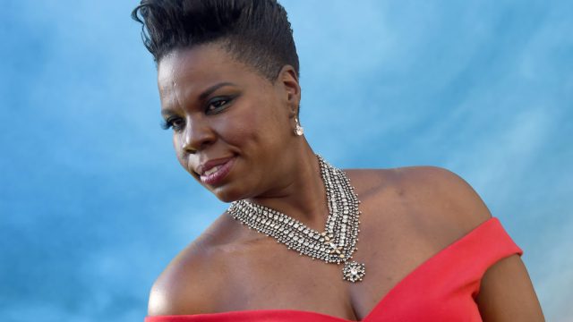 leslie jones red carpet