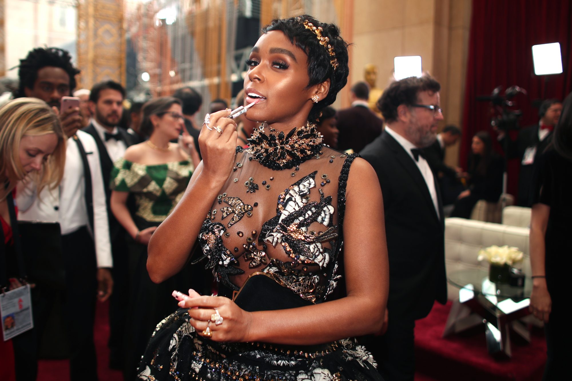 Actually, the award for Best Picture goes to Janelle Monáe ...