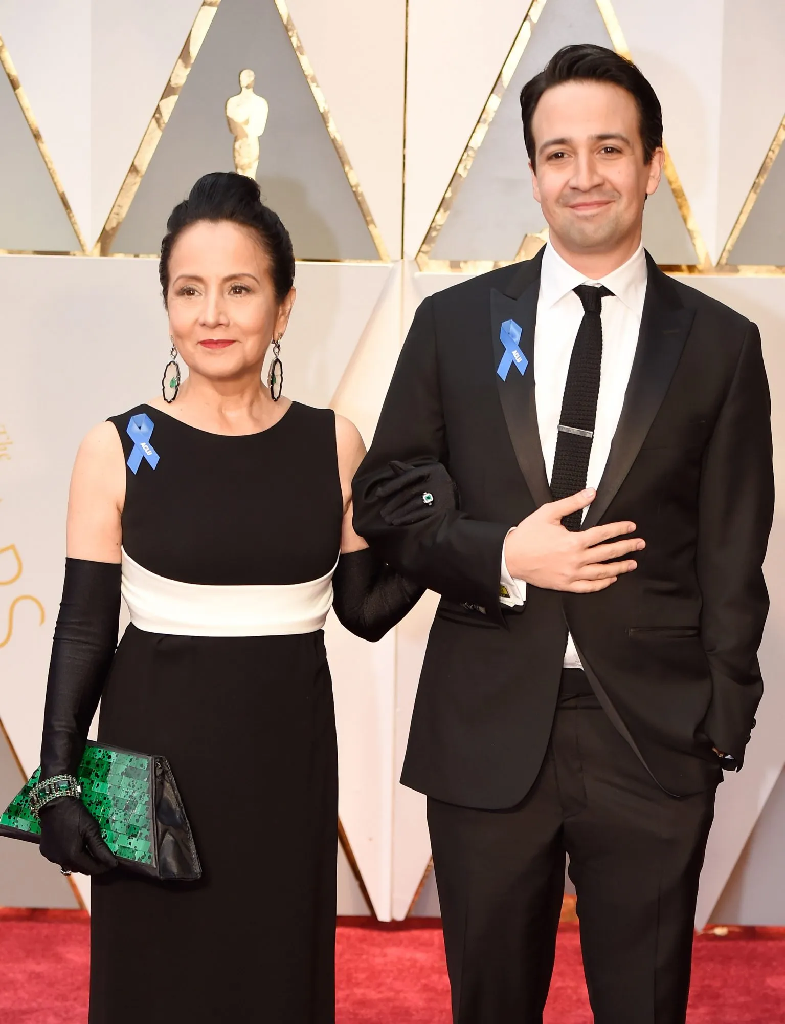 Lin Manuel Miranda brought his mom to the Oscars and they were