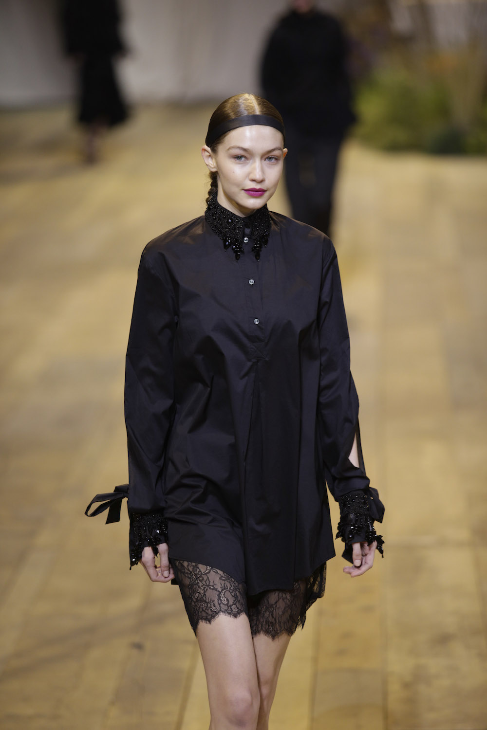 Gigi-Hadid-HM-show.jpg