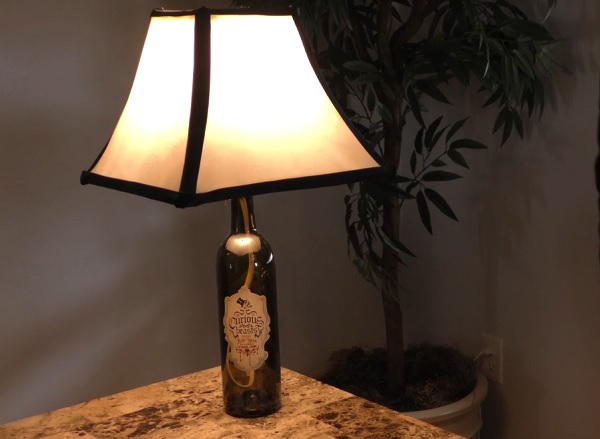 wine-bottle-light.jpg
