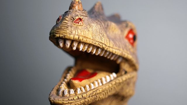 umanoide-unsplash-dinosaur