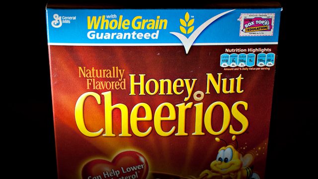 General Mills Cuts Profit Forecast Amid Weak Demand