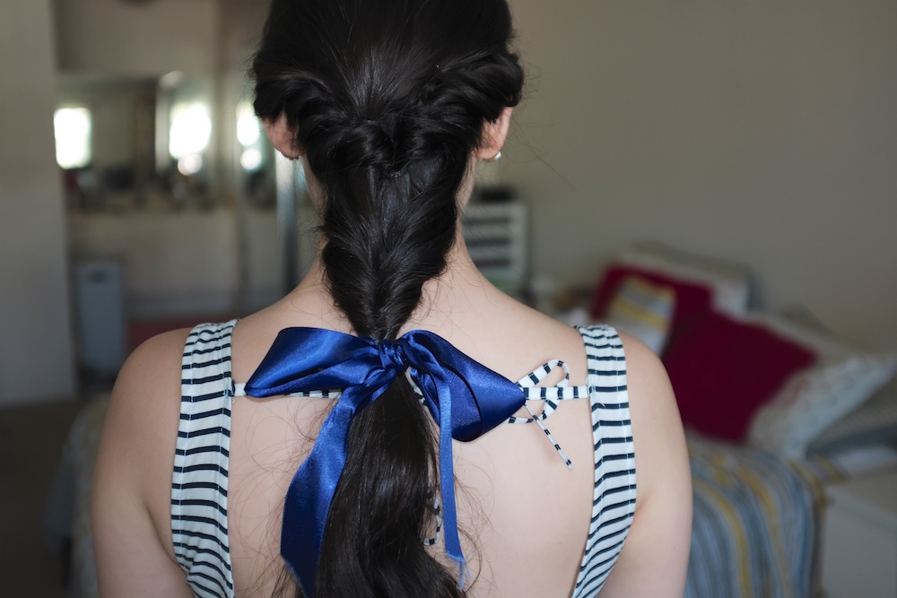 Hairdo How-to: Lesson 79: Bun with Ribbon Wrapped Twist