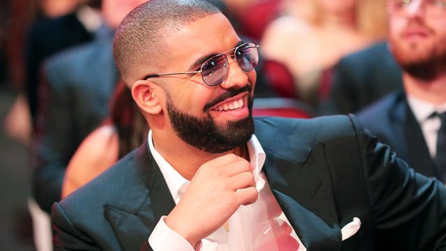 2016 American Music Awards - Roaming Show