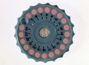 Combined monophasic early contraception pill, 1960.
