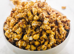 Vegan-Caramel-Popcorn-Healthy-Recipe-2-1.jpg
