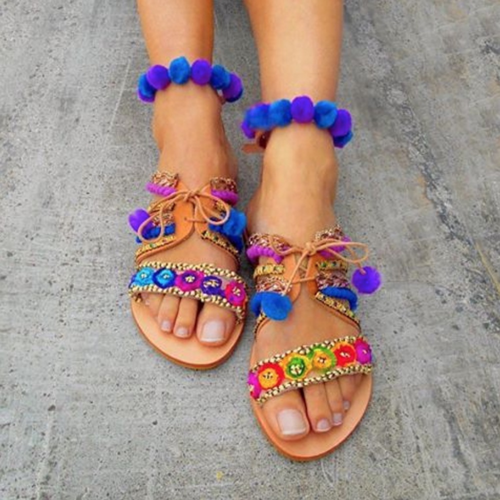 Here are 18 pom pom sandals give your spring wardrobe a burst of color - HelloGigglesHelloGiggles
