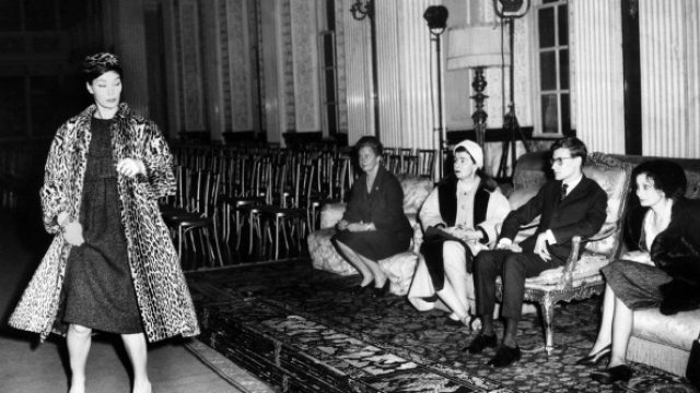 Yves Saint Laurent Preparing A Fashion Show At Blenheim Palace In 1958