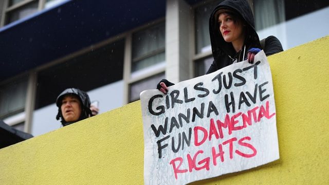 womens-march-art-supplies