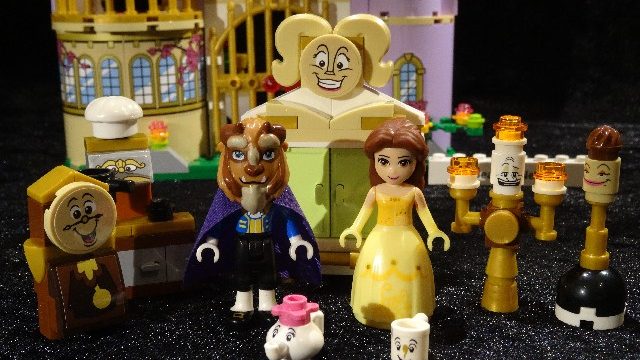 Beauty-and-the-Beast-Lego-Lumiere-character